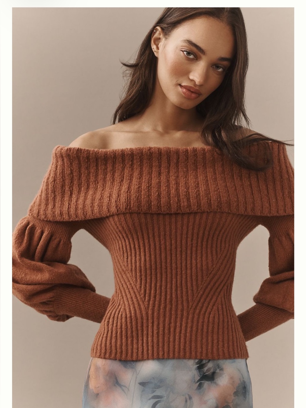 Off-Shoulder Ribbed Sweater in Rust